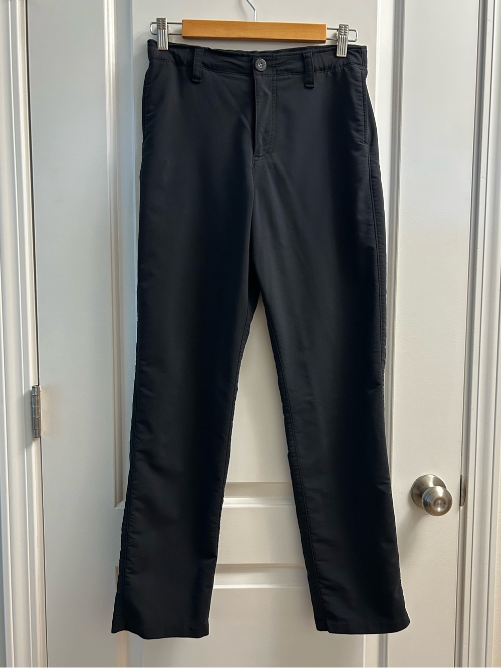 UNDER ARMOUR Boys’ Black Performance Golf Pants - Loose Fit
